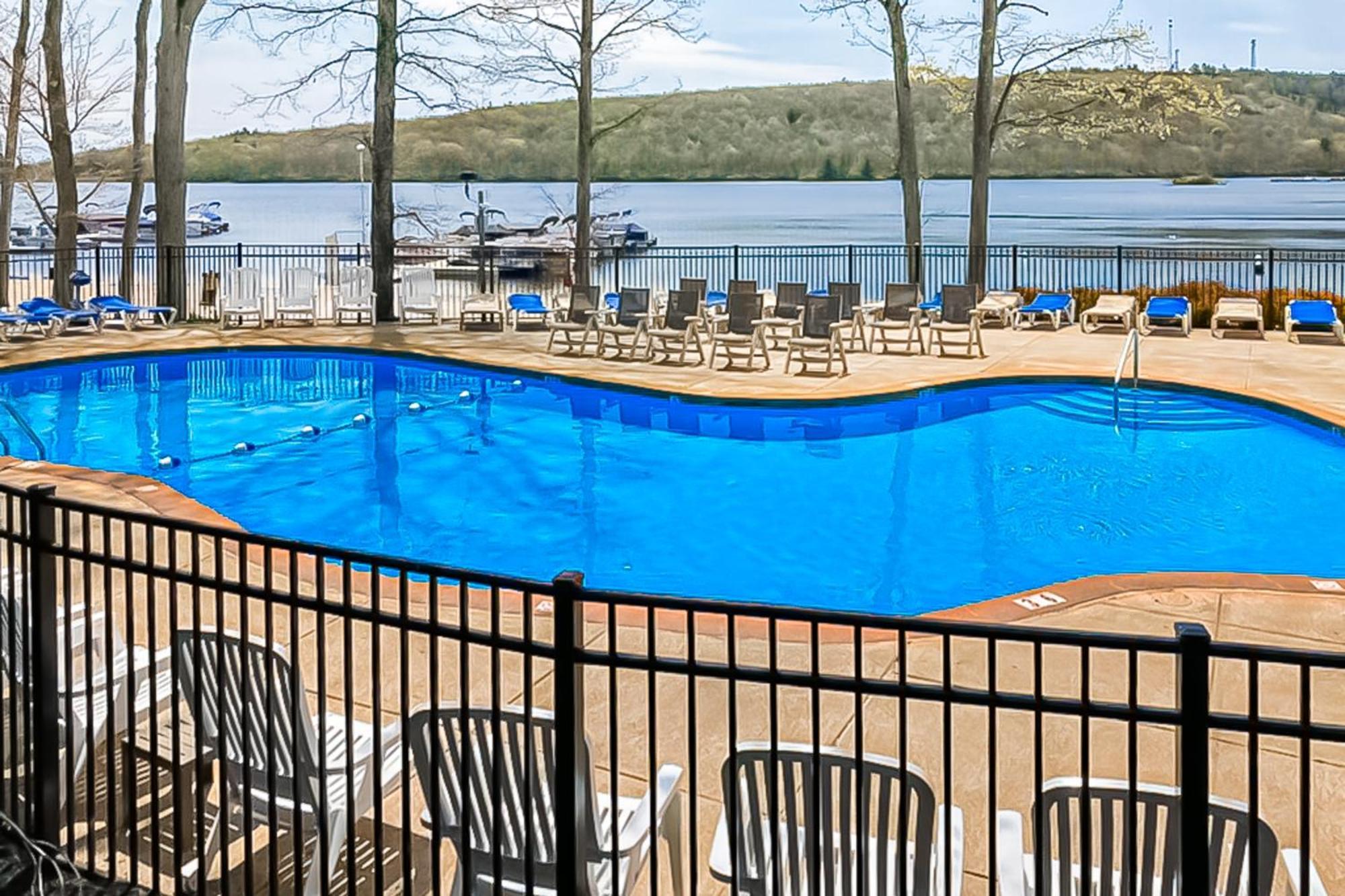 Villa Big Boulder Base Camp Lake Harmony Exterior foto